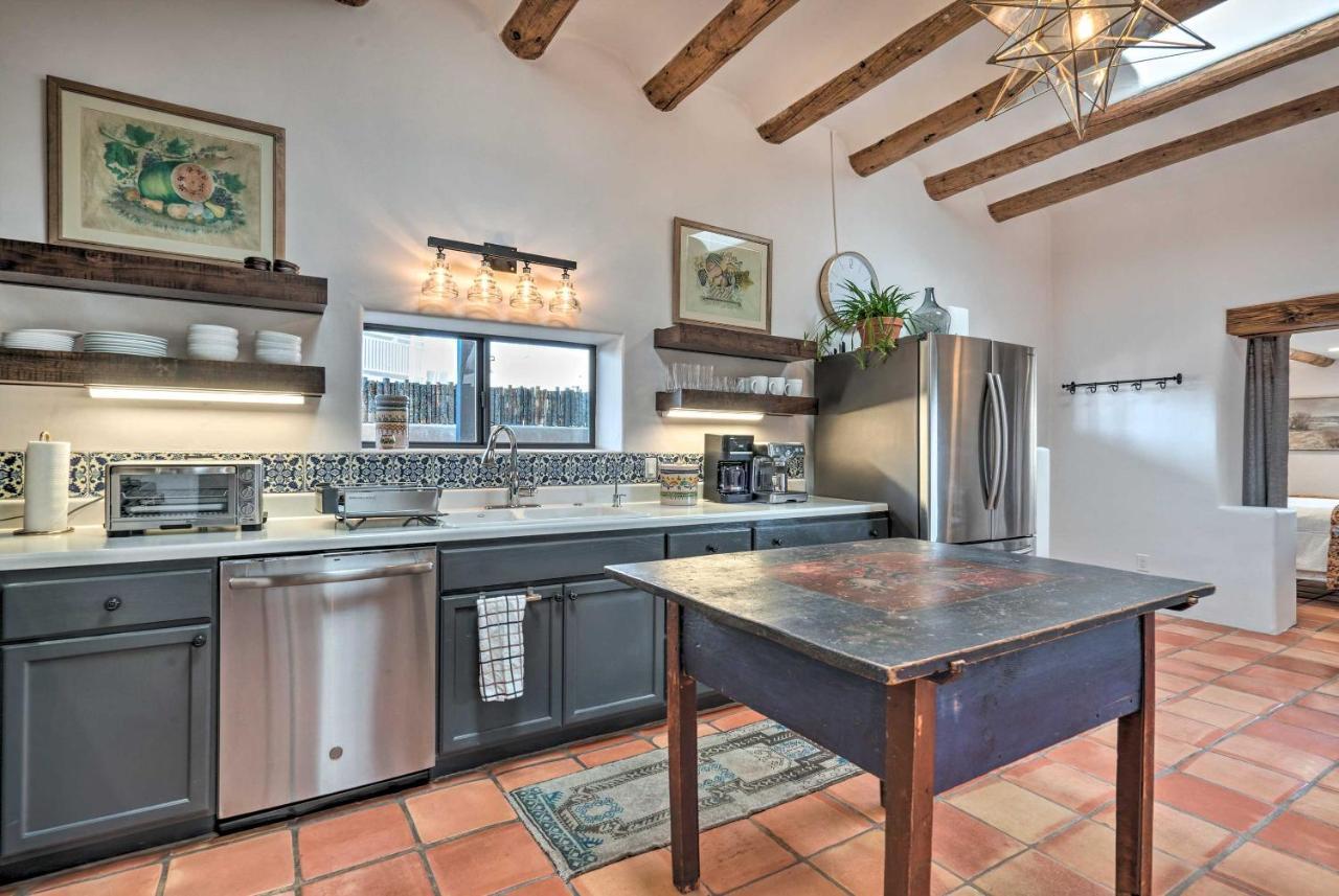 Villa Adobe House With Patio - Walk To Dtwn Plaza And Shops! Santa Fe Esterno foto