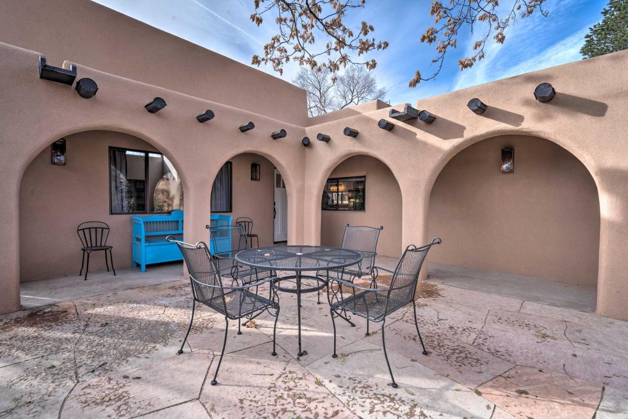 Villa Adobe House With Patio - Walk To Dtwn Plaza And Shops! Santa Fe Esterno foto